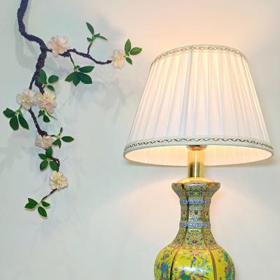 ĐÈN BÀN LỤC GIÁC HỌA TIẾT TỨ QUÝ – HÀNG THIẾT KẾ CAO CẤP